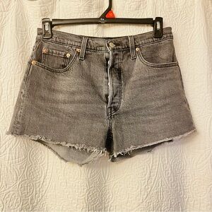 5501® Shorts Split Hem - Sold size large